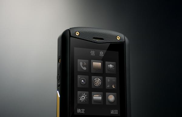 agm手机使用真实感受,agmh2三防手机暴力测试看着真舒服