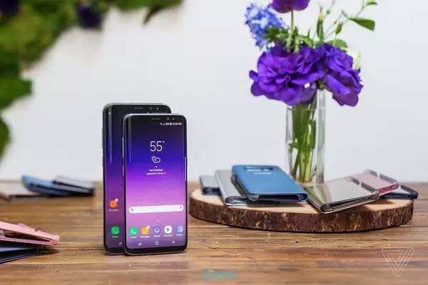 s8国行有几个版本,s8+值得入手吗