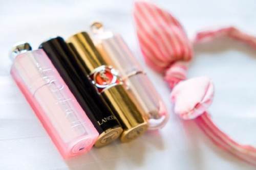 懒癌星人旅行必备哪些妆备？