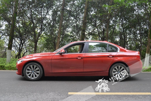 1.5t带来的推背感,12款宝马318li真实评测