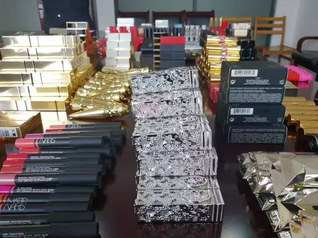 29岁女人挪用公款190万,女子挪用3200万公款