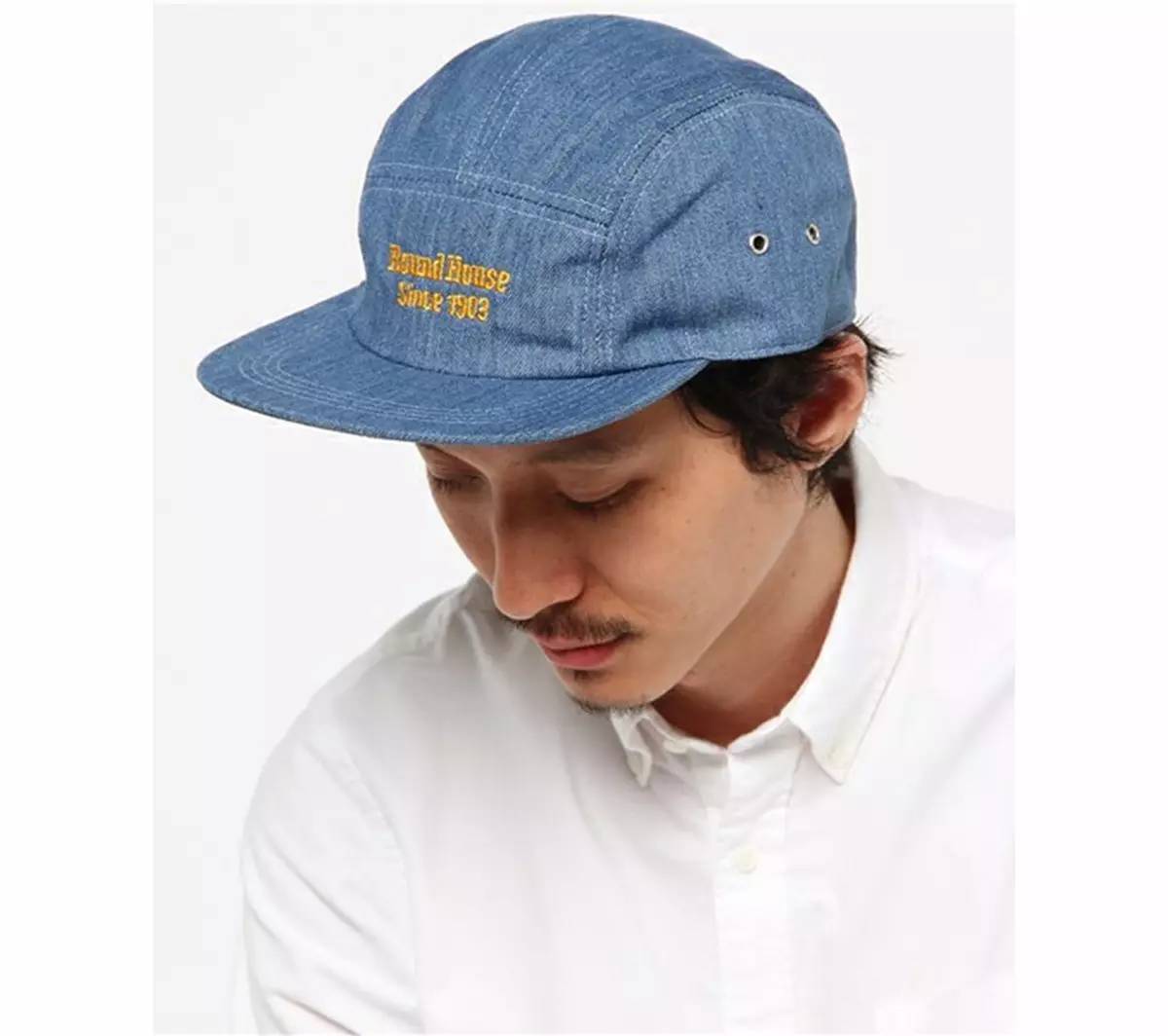 即便大家都穿牛仔，但是拥有丹宁帽和丹宁鞋的人依然是少数