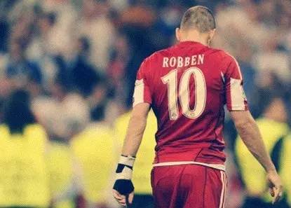 你的酒窝里没酒我却醉得一塌糊涂,你的酒窝没有酒却醉得我一塌糊涂