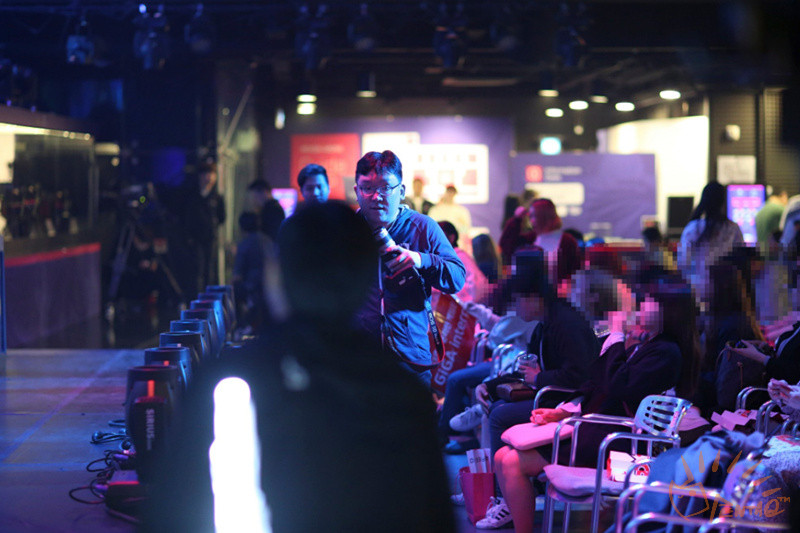 韩国主播看kt打jdg第四局,lck季后赛t1对阵kt第五局