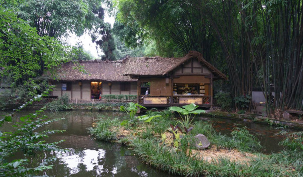 2013.12.27—2014.1.1峨眉、乐山、成都、广汉、都江堰六日暴走游记(下)