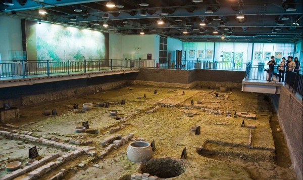 2013.12.27—2014.1.1峨眉、乐山、成都、广汉、都江堰六日暴走游记(下)