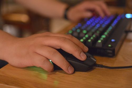 罗技gproxsuperlight,罗技gprowireless