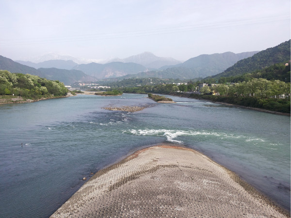 2013.12.27—2014.1.1峨眉、乐山、成都、广汉、都江堰六日暴走游记(下)