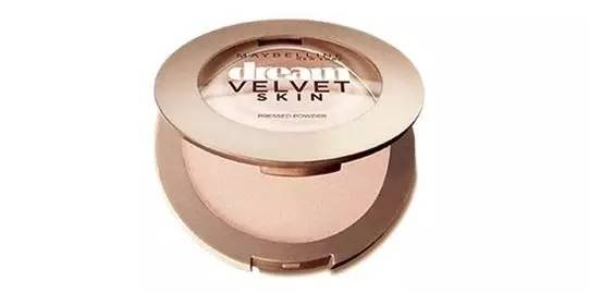 突袭时装周后台，探秘让模特360度美丽无死角的妆发技巧