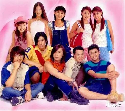 在“美眉/斑竹”横着走的年代，诞生了一部《网聊妹子圣经》