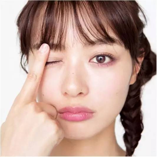 适合孩子用的痱子粉,大人用的痱子粉孩子可以用