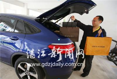 记者体验营业员,记者体验工厂