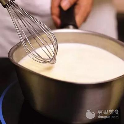 斑斓奶油泡芙,淡奶黑糖珍珠泡芙