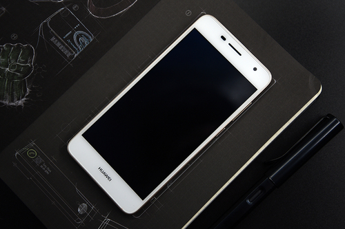 鍗庝负鐣呬韩6s娴嬭瘎,鍗庝负鐣呬韩6璇勬祴