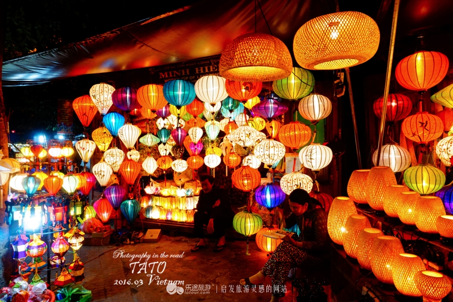 华灯初上霓虹灯闪烁夜色也很美丽,华灯初上迎元宵