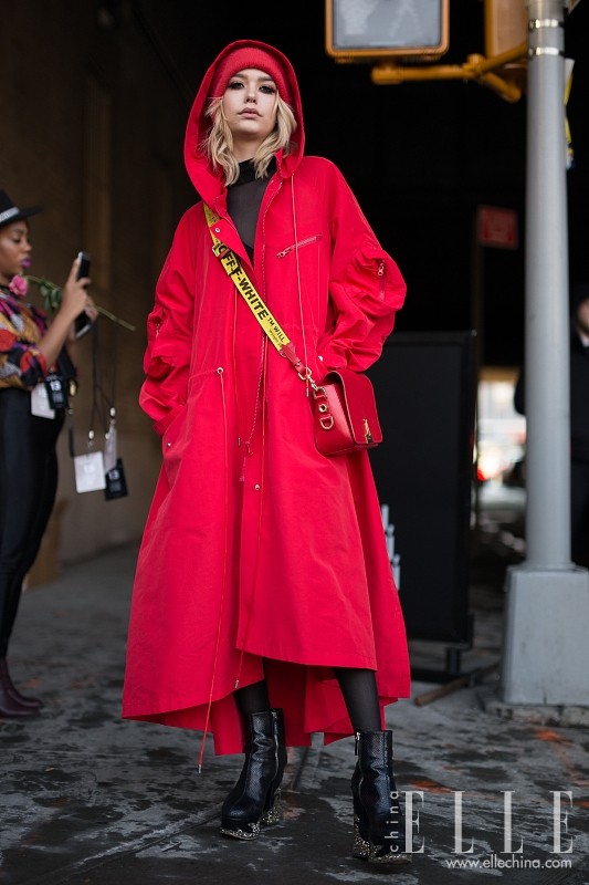 Off-White警戒线成时尚最IN单品，你还不知道？