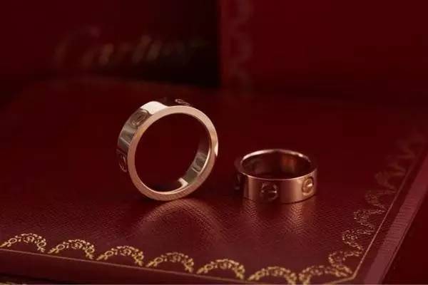 “鸽子蛋”还不如经典款？女神们遇到它才肯嫁！