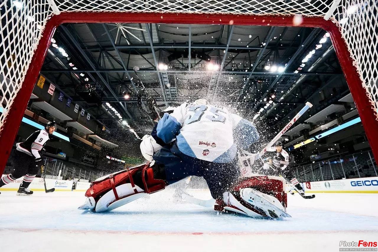 索尼a9有什么镜头,索尼a9顶级微单消息