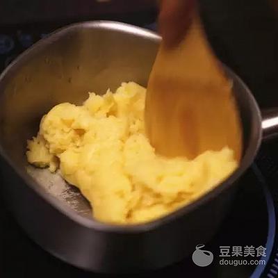 斑斓奶油泡芙,淡奶黑糖珍珠泡芙