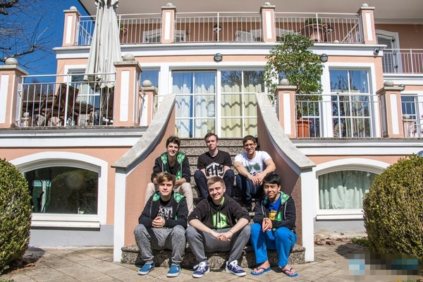 专访OG：输给IG感到意外冠军就是版本潮流