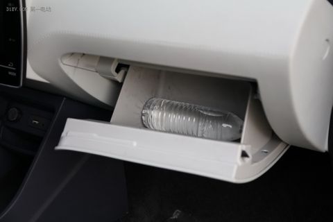 雷丁d80锂电版四轮车评价,雷丁d80高配电动车蓝色图片