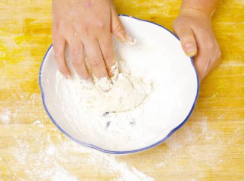 做烧饼怎么和面比较软和好吃,烧饼怎样和面才好吃