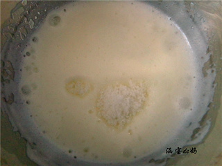 湿性发泡的状态,蛋白怎么打都是湿性发泡