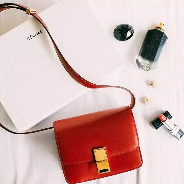 情人节礼物挑这几个准没错 (情人节礼物总有一款适合你)