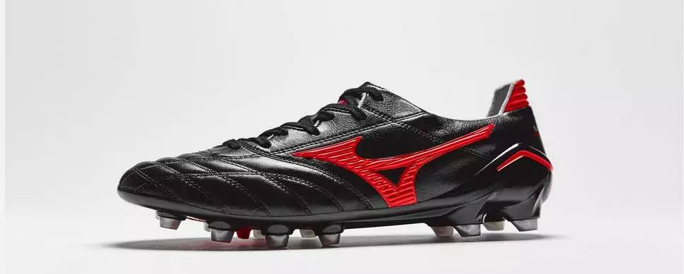 美津浓哪个配色好看,美津浓黑色经典款