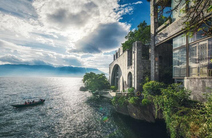 鲁豫采访杨丽萍的太阳宫视频,鲁豫访问杨丽萍月亮宫