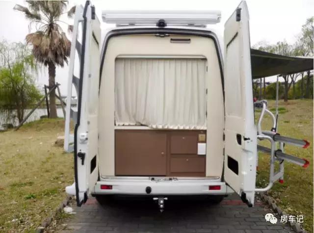 小空间大行程,大通原厂2018款b型房车体验