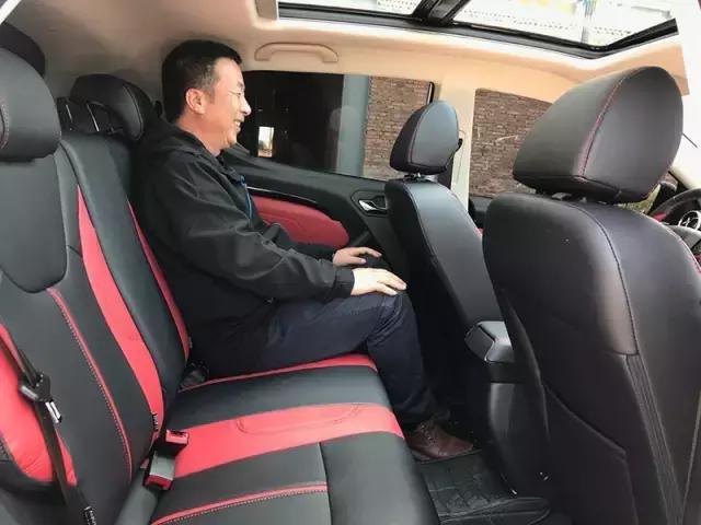 东南dx3srg动力,十万的价格感受几十万的轿跑感