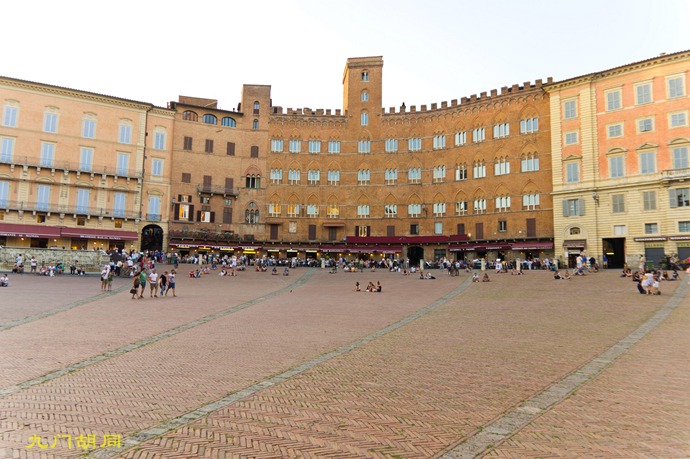 锡耶纳vs费尔玛纳,锡耶纳汽车