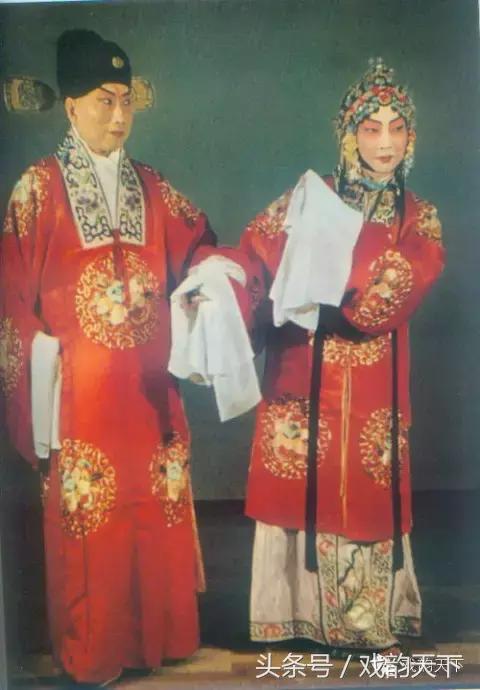 京剧戏曲服装大全,京剧戏曲服饰与表演