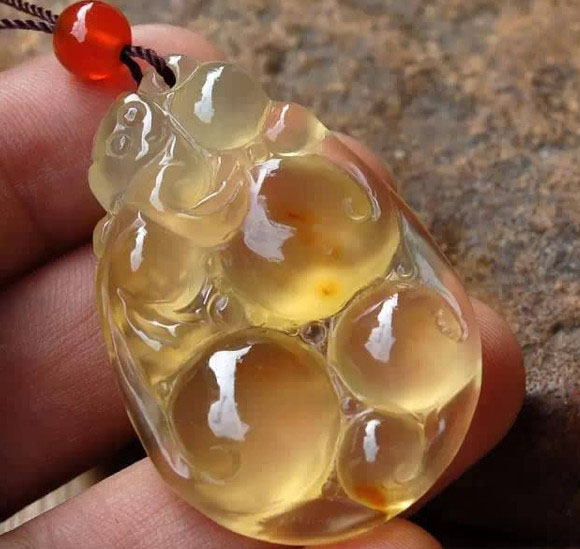 文玩琥珀怎么鉴定真伪,久龙说文玩