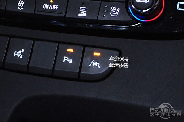 2021款君越驾驶科技感,别克君越科技感