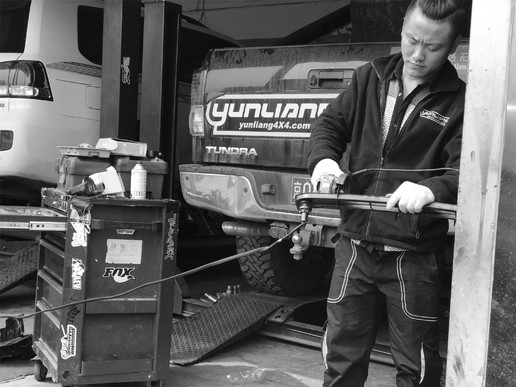 环游中国前的准备之车辆灯光篇，我花了接近两万元来为坦途改灯