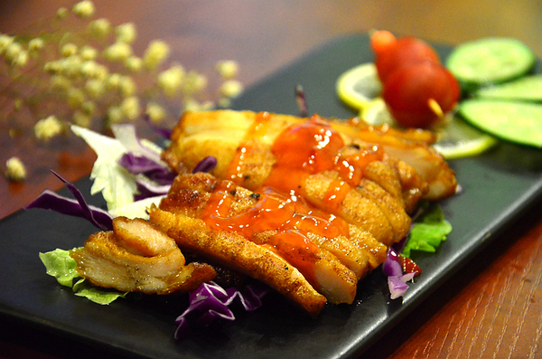 依筱轩的牛排杯｜一杯在手，肉菜都有
