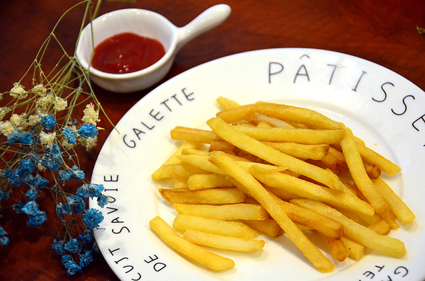 依筱轩的牛排杯｜一杯在手，肉菜都有