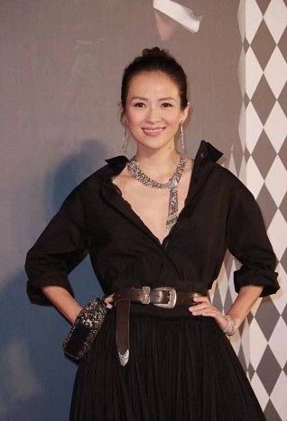 百花奖周冬雨章子怡,章子怡周冬雨金像奖视频