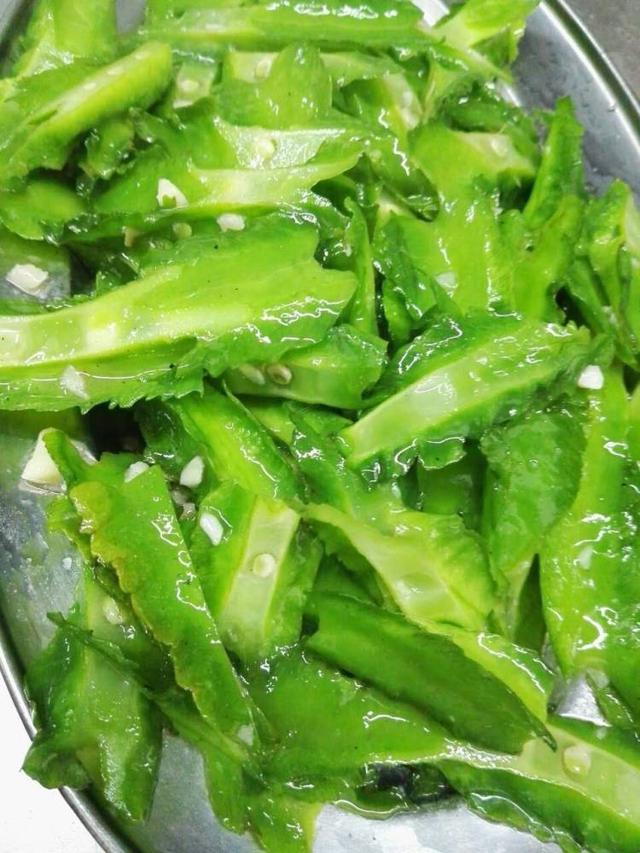 去三亚感受碧海蓝天,享受椰风海韵三亚度假指南精选