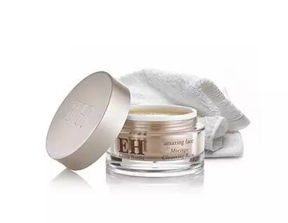 精致女生如何正确的卸妆,卸妆误区远离烂脸