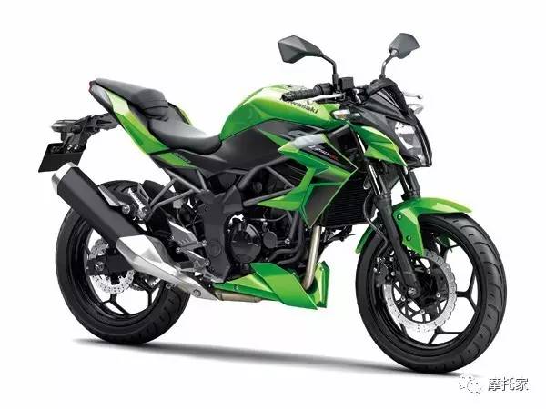 这个车的颜色跟造型有点浪!2017Z250SL新色发表