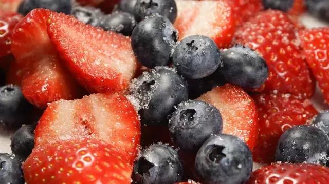 云南脆甜蓝莓,云南正宗新鲜蓝莓