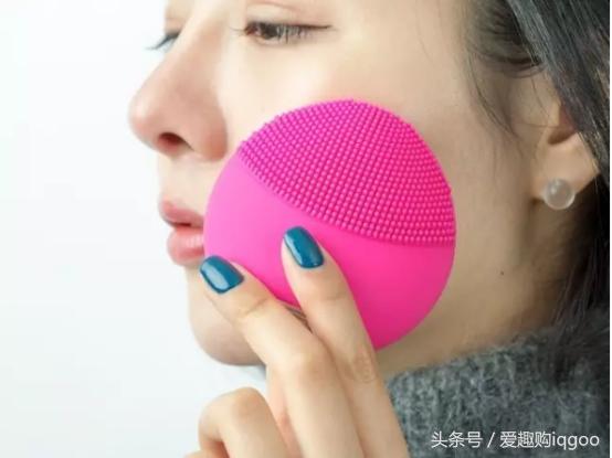 好物推荐无需手洗更轻松,洗脸专用好物