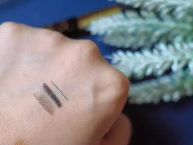 专治手残党眼线辅助器,真正好用不晕妆的眼线笔