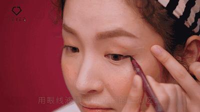 专治手残党眼线辅助器,真正好用不晕妆的眼线笔