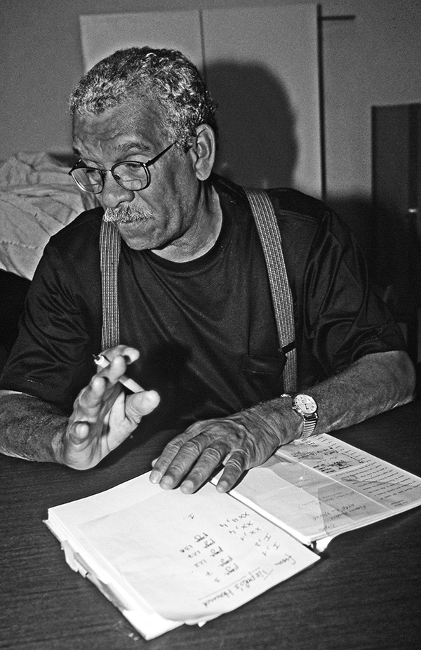 清华思客｜沃尔科特：幸运的旅行者？不幸的*亡流**人