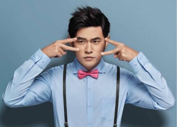 玩民谣很厉害？周杰伦写了一句广告词，颠覆了一家公司！