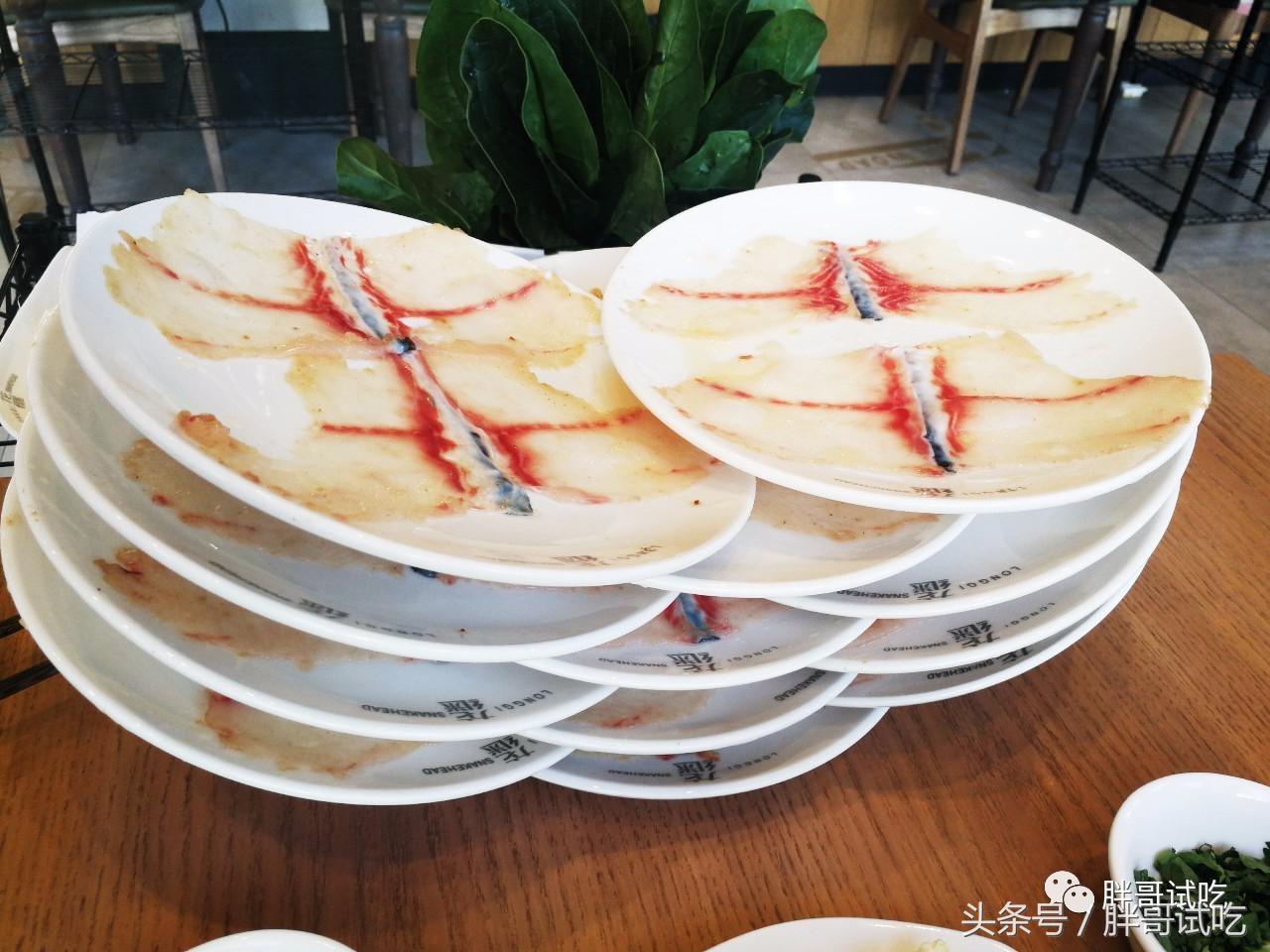 胖哥试吃的火锅底料,试吃云南牛肉火锅